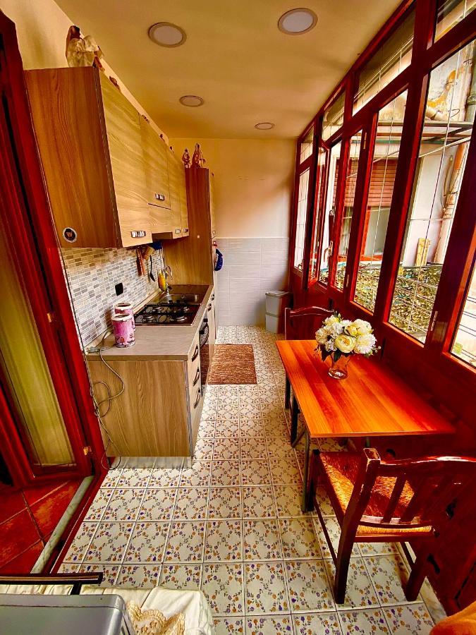 Casa Di Nonna Mia Bed and Breakfast Napels Buitenkant foto